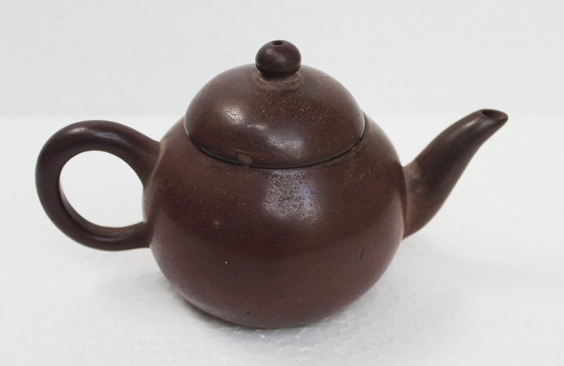 Chinese Yixing Teapot (103)