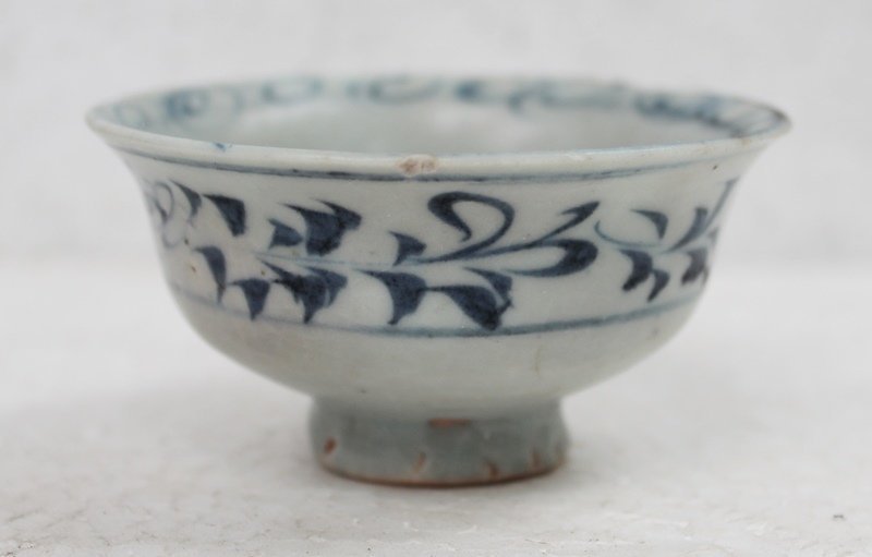 Yuan Blue and White Small Bowl / Cup