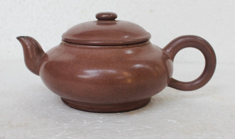 Chinese Yixing Teapot (118)