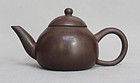 Chinese Yixing Zisha Teapot (134)