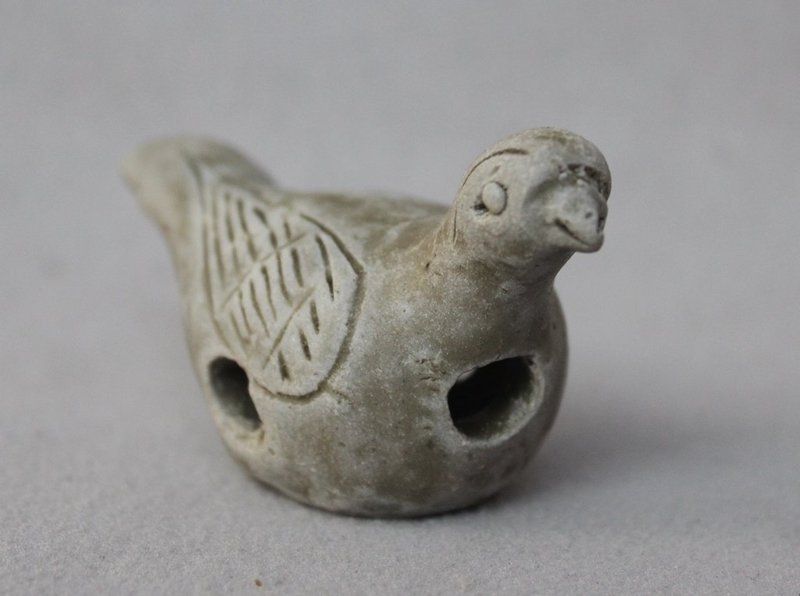Tang or Five Dynasties Yue-Yao Whistle Figure of Bird