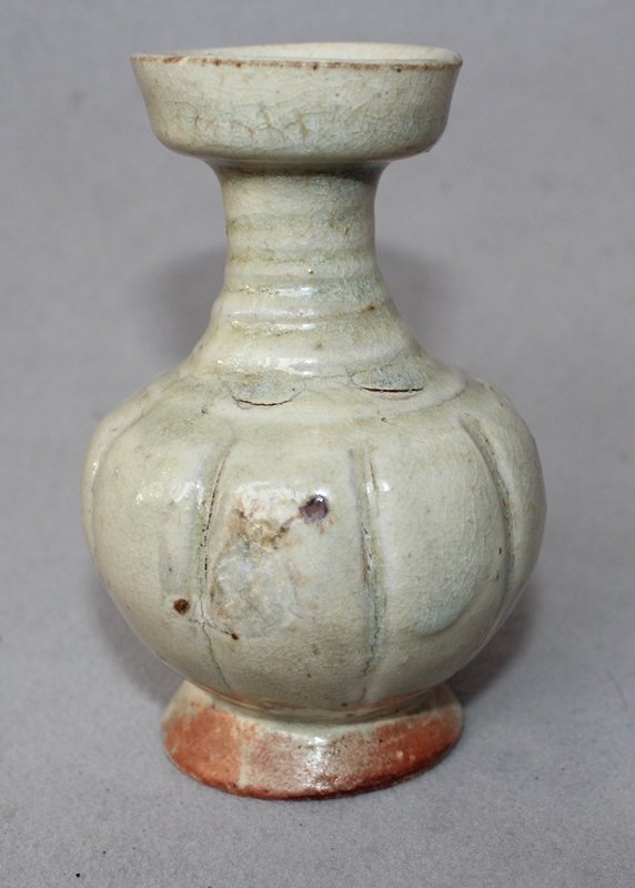 Chinese 12th-15th Century Vase