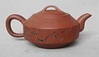 Chinese Yixing Zisha Teapot (152)