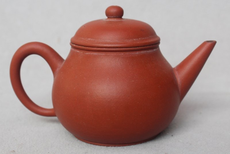 Chinese Yixing Zisha Teapot (155)