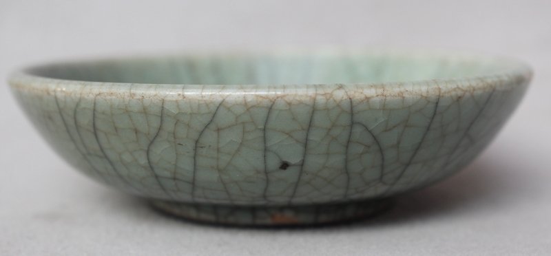 Chinese Qing dynasty Ge Type Crackled Bowl, 12,3 cm