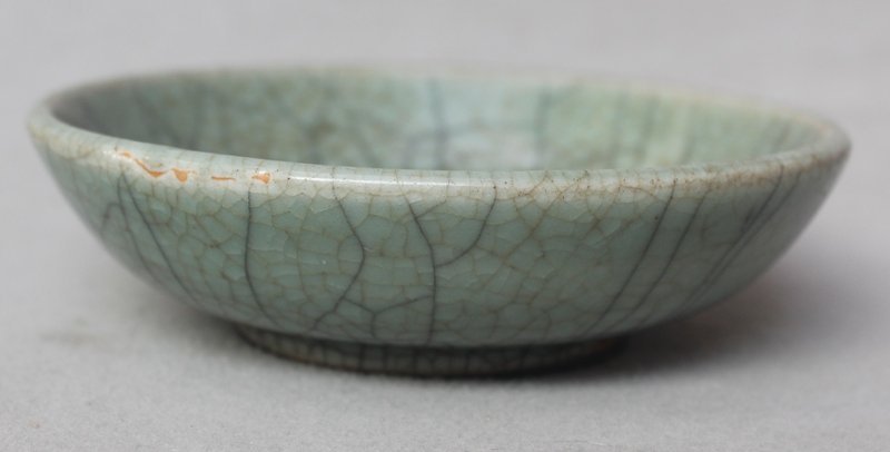 Chinese Qing dynasty Ge Type Crackled Bowl, 12,3 cm