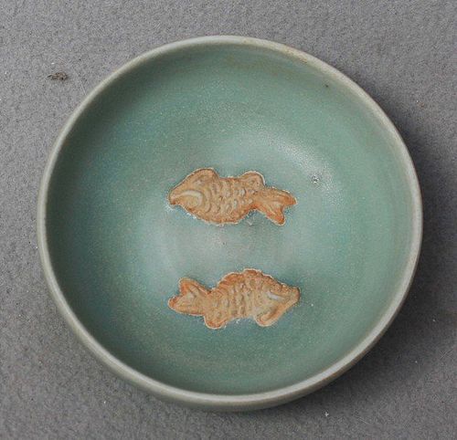 Chinese Longquan Celadon Twin Fish Small Bowl, 14th-15th Cenutry