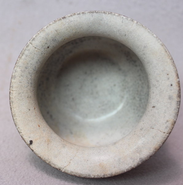 Chinese Song Dynasty White Glaze Small Pot