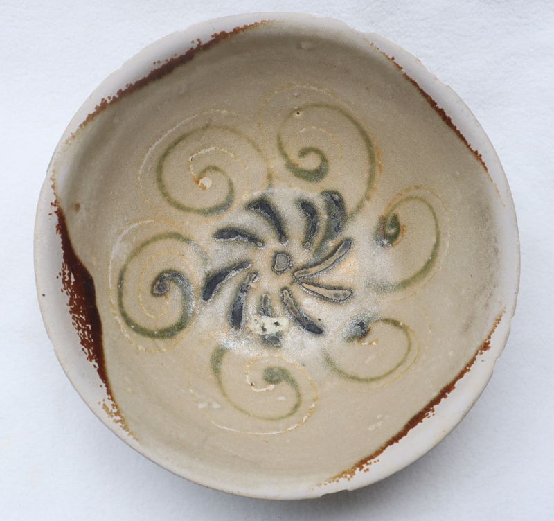Chinese Tang dynasty Changsha ware bowl