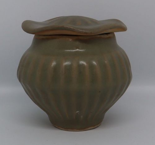 Chinese Longquan Celadon Jar With Cover, Song - Yuan Dynasty