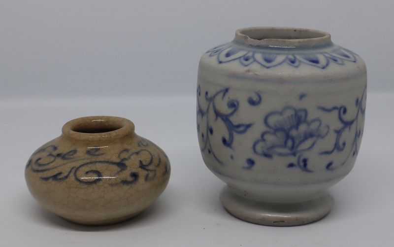 Two Vietnamese Blue and White Jars