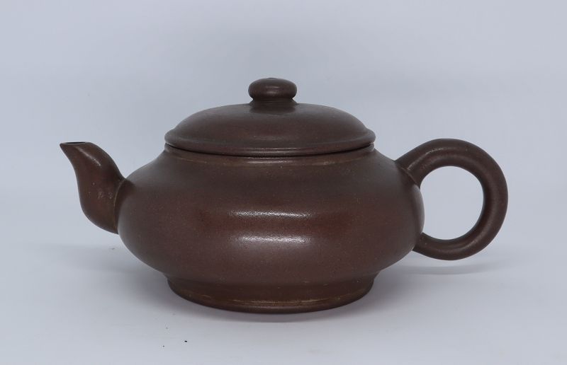 Chinese Yixing Zisha Tea Pot (183)