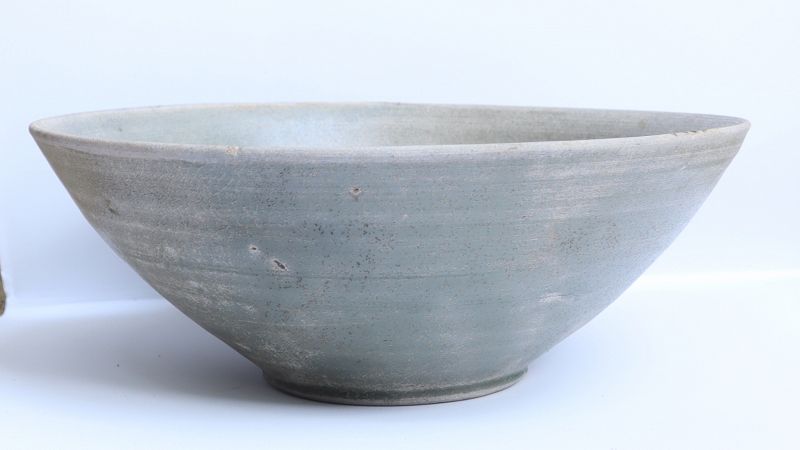 Chinese Yue Yao Bowl
