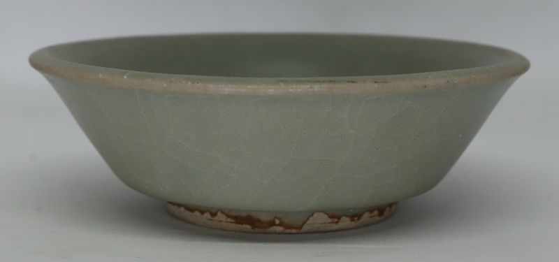 Chinese Song Dynasty Longquan Celadon Washer bowl, 9 cm
