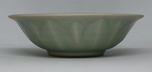 Chinese Song Dynasty Longquan Celadon Lotus Bowl