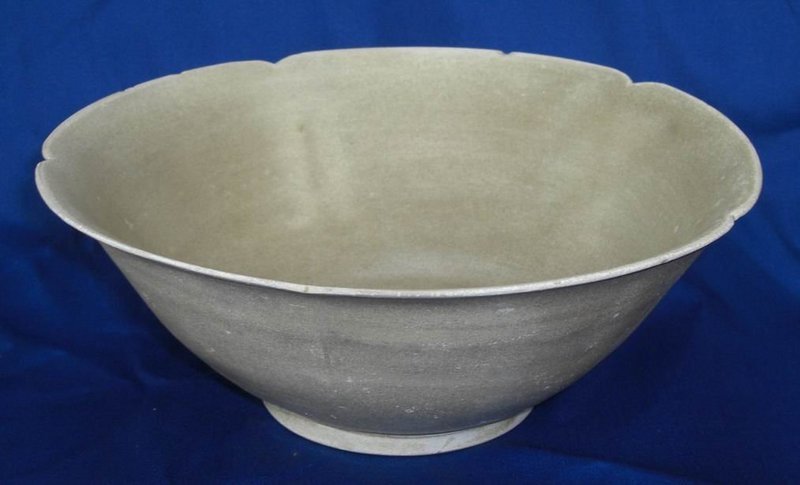 Five dynasty yue yao bowl