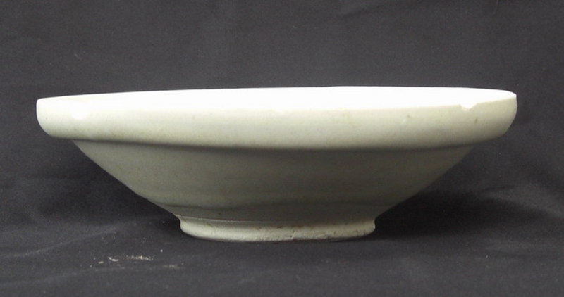 Tang dynasty Xing ware bowl
