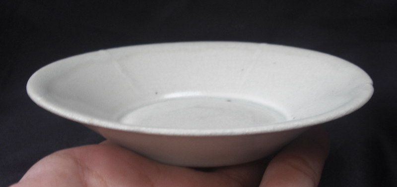 Song Dynasty White Glaze Soucer Dish