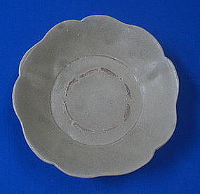 Lotus shape yue bowl,Song-five dynasty