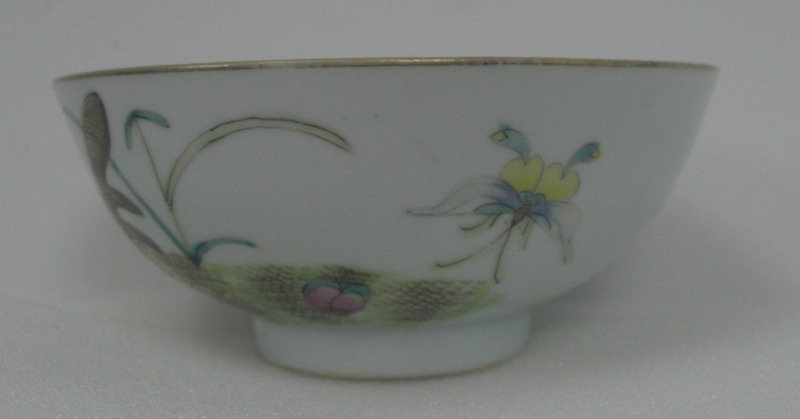 Famille Rose Butterfly bowl,Tongzhi period