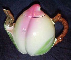 Peach shaped ceramic tea pot