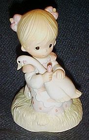 Enesco Precious Moments figurine God is Love, No mark