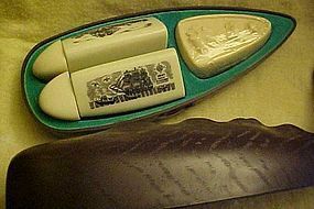 Vintage Avon Whale organizer gift set