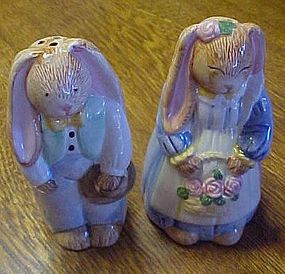 Flop earred bunny rabbit salt and pepper shakers