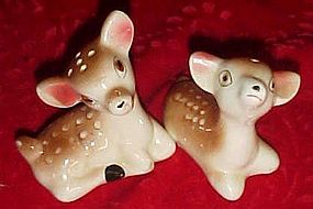 Vintage fawn deer salt and pepper shakers