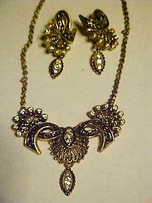 Classy Victorian style drop necklace and earrings