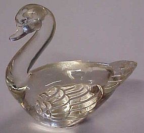 Clear glass swan paperweight