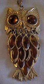 Vintage amber owl pendant & chain swinging feathers