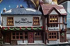 Dept 56 Dickens village The Old Curiosity shop cottage