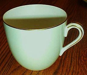 Noritake china 621 lt green w/ gold oversized cup / mug