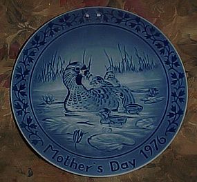 Marmot Mothers Day 1976 collectors plate ducks Germany