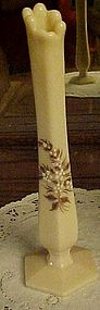 Westmoreland #229 almond bud vase beaded bouquet