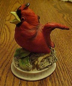 Lefton red baby cardinal bird figurine  KW 1637