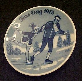 1975 Fars dag limited Ed delft plate Porsgrunds Norway