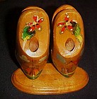 Vintage Holland souvenir  wood shoes desk organizer