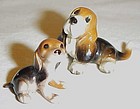 Hagen Renaker Basset hound with puppy figurines