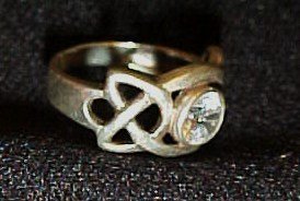 Sterling silver celtic knot ring with cz size 6
