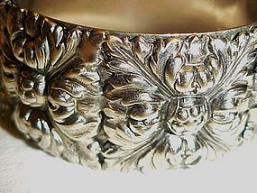 Vintage silver tone clamp bracelet  very ornate