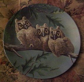 Knowles Three's Company Long-eared owls 7th plate