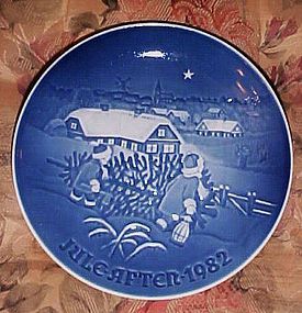 Bing Grondahl The Christmas tree plate 1982