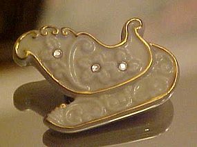 Lenox China  Christmas sleigh pin