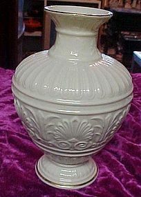 Beautiful Lenox  China USA Athenian vase 8.25 inches