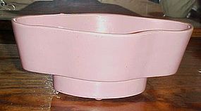 USA CALIF 936 matte pink pottery  planter