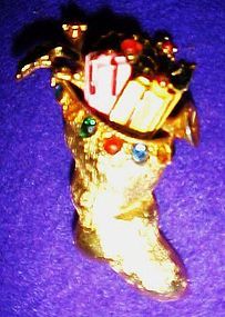 Vintage Christmas stocking holiday pin w rhinestones