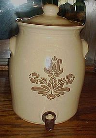 Pfaltzgraff Village Beverage crock dispenser w/ spigot