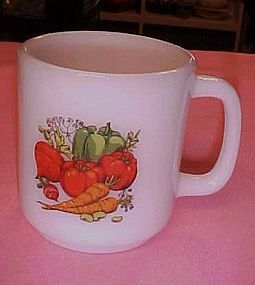 Vintage GlasBake vegetable motif mug